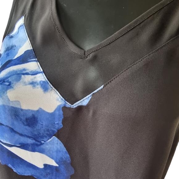 INC International Concepts Sleeveless Floral Top - Picture 3 of 6